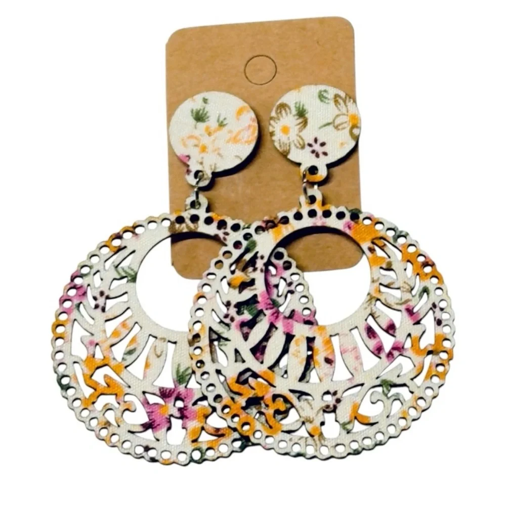 UNBRANDED Retro And Whimsical BOHEMIAN Floral Print WOODEN Dangle Earrings